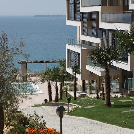 Dolce 2 Apart Complex *
